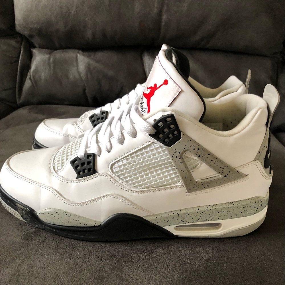 Air Jordan 4 “White Cement” 2016
